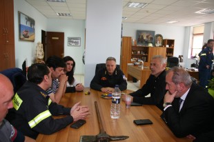 Με επικεφαλής και εκπροσώπους των σωμάτων ασφαλείας της πόλης μας συναντήθηκε σήμερα ο Δήμαρχος Πειραιά κ. Γιάννης Μώραλης